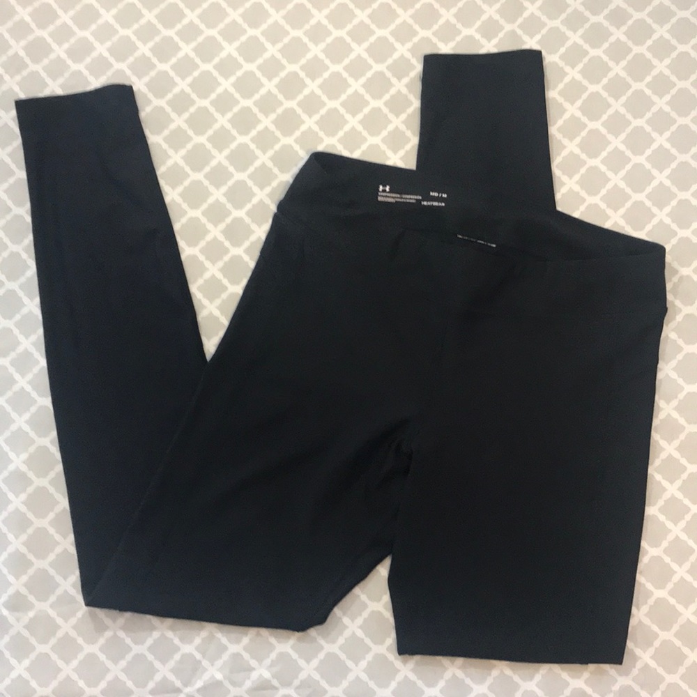 UNDER ARMOUR “HEATGEAR” black leggings